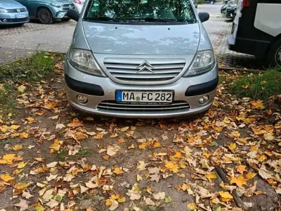 Used Citroën C3 Exclusive 73 HP (53 kW) 2003 Grey Sedan
