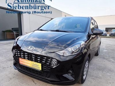 Gebraucht Hyundai i10 GO! 67 PS (49 kW) 2023 Schwarz Kleinwagen