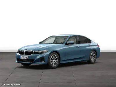 Gebraucht BMW 318 156 PS (114 kW) 2025 Arctic race blue metallic Limousine