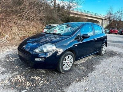Gebraucht Fiat Punto Pop 69 PS (50 kW) 2012 Blau Kleinwagen