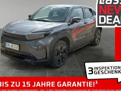 Gebraucht Toyota Urban Cruiser Lounge 127 kW (174 PS) 2026 Grau SUV