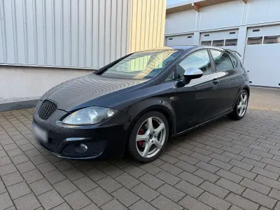 Gebraucht Seat Leon 125 PS (91 kW) 2010 Schwarz Kleinwagen
