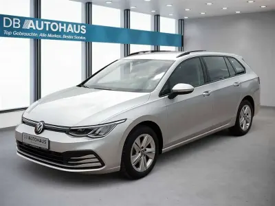 Gebraucht VW Golf VIII Life 110 PS (80 kW) 2022 Silber Kombi