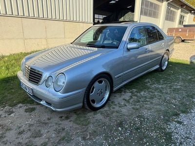Begagnad Mercedes E55 AMG AMG 354 HK (260 kW) 2003 Silver Sedan