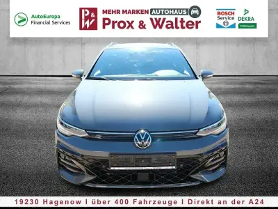 Używany VW Golf VIII R-line 150 KM (110 kW) 2025 Szary Kombi