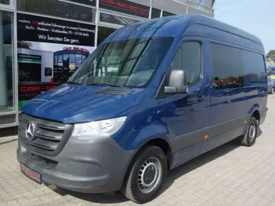 Gebraucht Mercedes Sprinter 170 PS (125 kW) 2021 Stahlblau Van