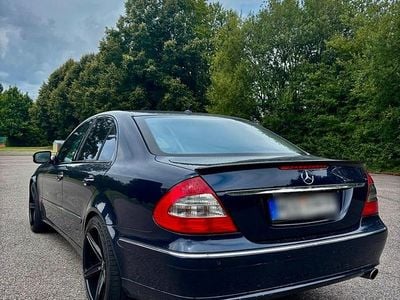Mercedes E500