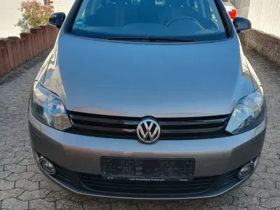Gebraucht VW Golf Plus Match 105 PS (77 kW) 2012 Braun Van / Kleinbus