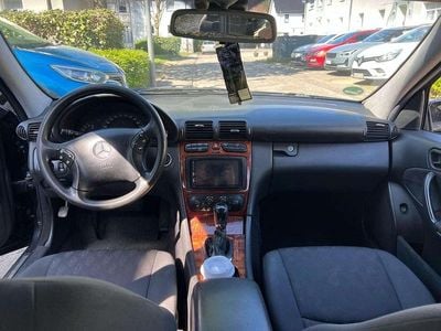 Mercedes C220