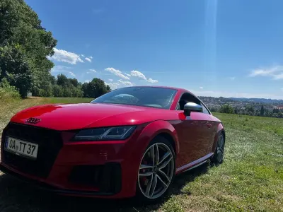 Gebraucht Audi TTS Sport 320 PS (235 kW) 2022 Rot Coupé