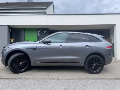 Gebraucht Jaguar F-Pace R-Sport 241 PS (177 kW) 2021 Grau SUV
