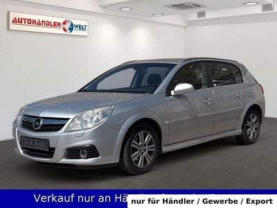 Usado Opel Signum Edition 150 HP (110 kW) 2005 Prateado Citadino