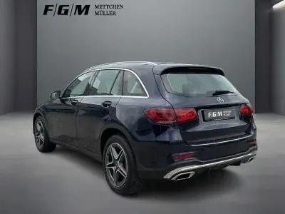 Gebraucht Mercedes GLC200 AMG line 197 PS (144 kW) 2020 Blau SUV