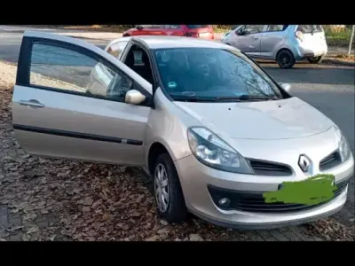 Gebraucht Renault Clio III 75 PS (55 kW) 2006 Braun
