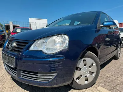 Gebraucht VW Polo Comfortline 80 PS (58 kW) 2005 Blau Kleinwagen