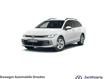 Gebraucht VW Golf VIII Life 150 PS (110 kW) 2025 Pure white Kombi