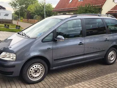 Gebraucht VW Sharan 116 PS (85 kW) 2010 Grau Van / Kleinbus
