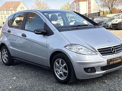 Gebraucht Mercedes A150 Classic 95 PS (69 kW) 2005 Silber Van / Kleinbus