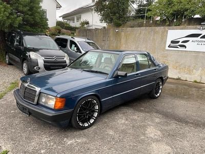 Usata Mercedes 190 160 CV (117 kW) 1987 Blu Berlina