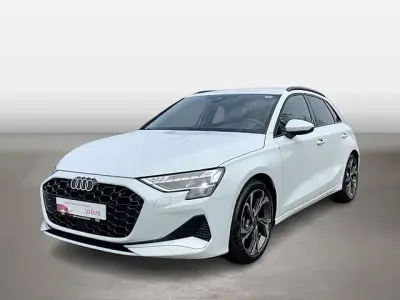 Gebraucht Audi A3 Advanced Plus 150 PS (110 kW) 2025 Gletscherweiß metallic Limousine