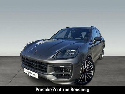 Gebraucht Porsche Cayenne S E-Hybrid 519 PS (381 kW) 2022 Andere farbe SUV