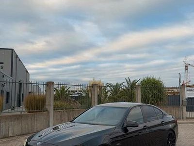 Gebraucht BMW 523 204 PS (150 kW) 2011 Schwarz Limousine