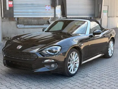 Gebraucht Fiat 124 Spider 145 PS (106 kW) 2018 Schwarz Cabrio
