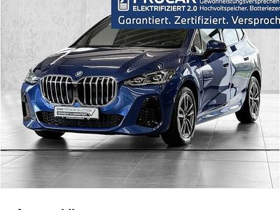 Blau Gebraucht 2022 BMW 225 Active Tourer Luxury Line Van / Kleinbus | 33.950 € (Etwas zu teuer)