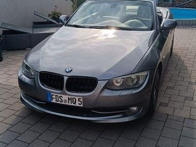 Gebraucht BMW 330 Cabriolet Exclusive 245 PS (180 kW) 2011 Grau Cabrio