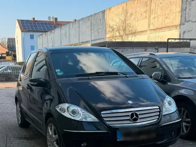 Używany Mercedes A170 116 KM (85 kW) 2007 Czarny Sedan/Limuzyna