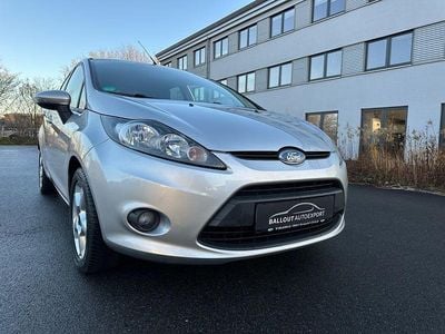 Silber Gebraucht 2009 Ford Fiesta Trend Limousine | 2.850 € (Guter Preis)
