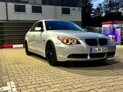 Gebraucht BMW 523 177 PS (130 kW) 2006 Silber Limousine