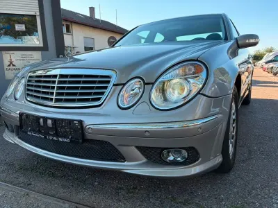 Gebraucht Mercedes E240 AMG 184 PS (135 kW) 2006 Braun Limousine