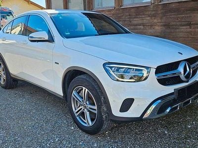 Mercedes GLC300e