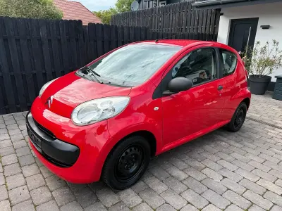 Gebraucht Citroën C1 68 PS (50 kW) 2008 Rot Kleinwagen