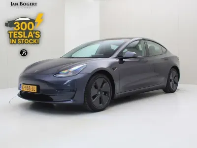 Begagnad Tesla Model 3 Long Range AWD 258 kW (351 HK) 2020 Grå Sedan