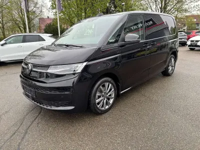 Gebraucht VW T7 150 PS (110 kW) 2024 Deep black Van
