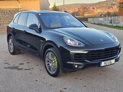 Porsche Cayenne S E-Hybrid