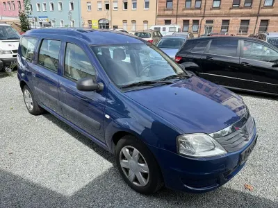 Gebraucht Dacia Logan MCV Ambiance 75 PS (55 kW) 2009 Blau Kombi