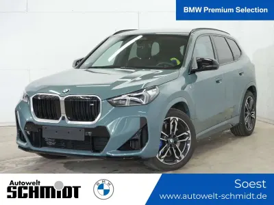 Second-hand BMW X1 300 CP (220 kW) 2025 Verde SUV