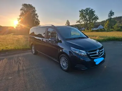 Gebraucht Mercedes V250 190 PS (139 kW) 2014 Blau Van / Kleinbus