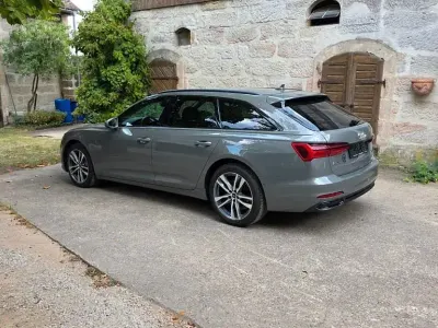 Gebraucht Audi A6 Comfort 204 PS (150 kW) 2022 Grau Kombi