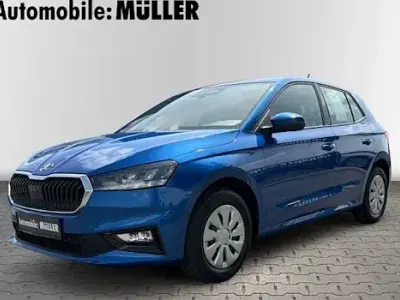 Nowe Skoda Fabia Essence 95 KM (69 kW) 2026 Niebieski Hatchback
