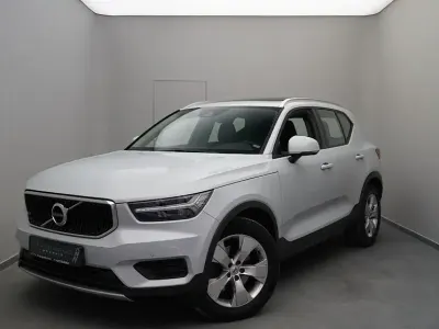 Gebraucht Volvo XC40 Momentum 190 PS (139 kW) 2019 Weiß SUV