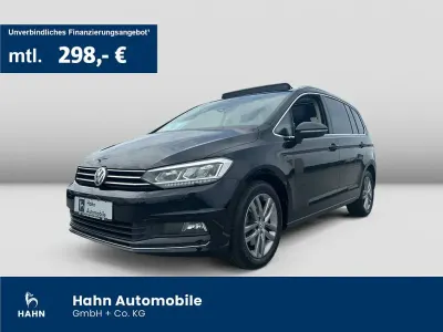 Gebraucht VW Touran Highline 150 PS (110 kW) 2019 Deep black perleffekt Van / Kleinbus