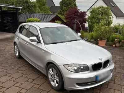 Używany BMW 116 122 KM (89 kW) 2011 Srebrny Hatchback