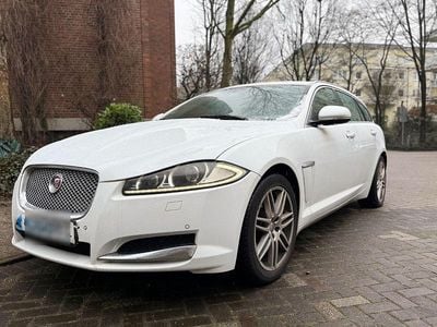 Gebraucht Jaguar XF 163 PS (119 kW) 2013 Weiß Kombi