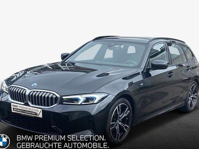 Gebraucht BMW 318 Performance 156 PS (114 kW) 2023 Saphirschwarz metallic Kombi