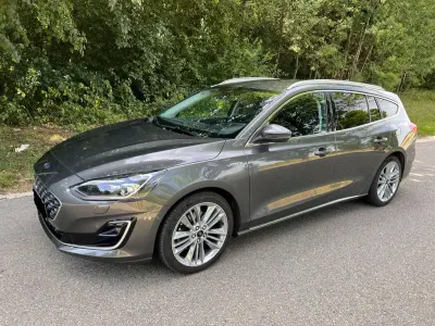 Gebraucht Ford Focus Vignale 182 PS (133 kW) 2019 Grau Limousine