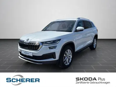Gebraucht Skoda Kodiaq Style 150 PS (110 kW) 2023 Moonweiß perleffekt SUV